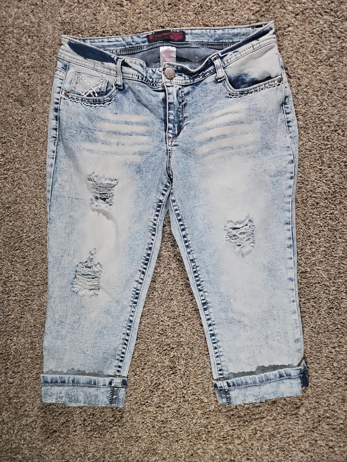 NOBO No Boundaries Cuffed Capris 13
