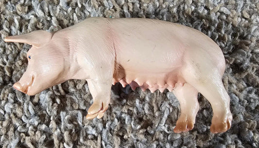 Schleich Germany Animal Figure 2003 Sow Pig Farm Toy