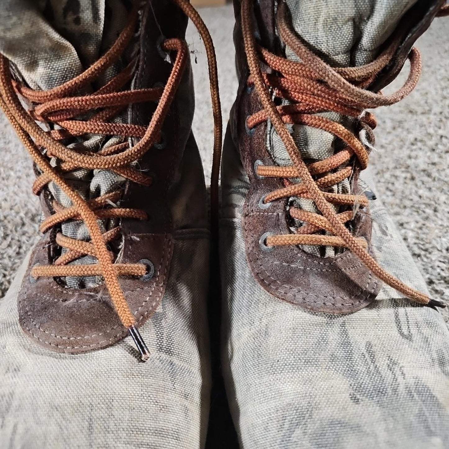 Wild Wolf Rocky Camo Pattern Boots 13W Thinsulate Aqua Guard