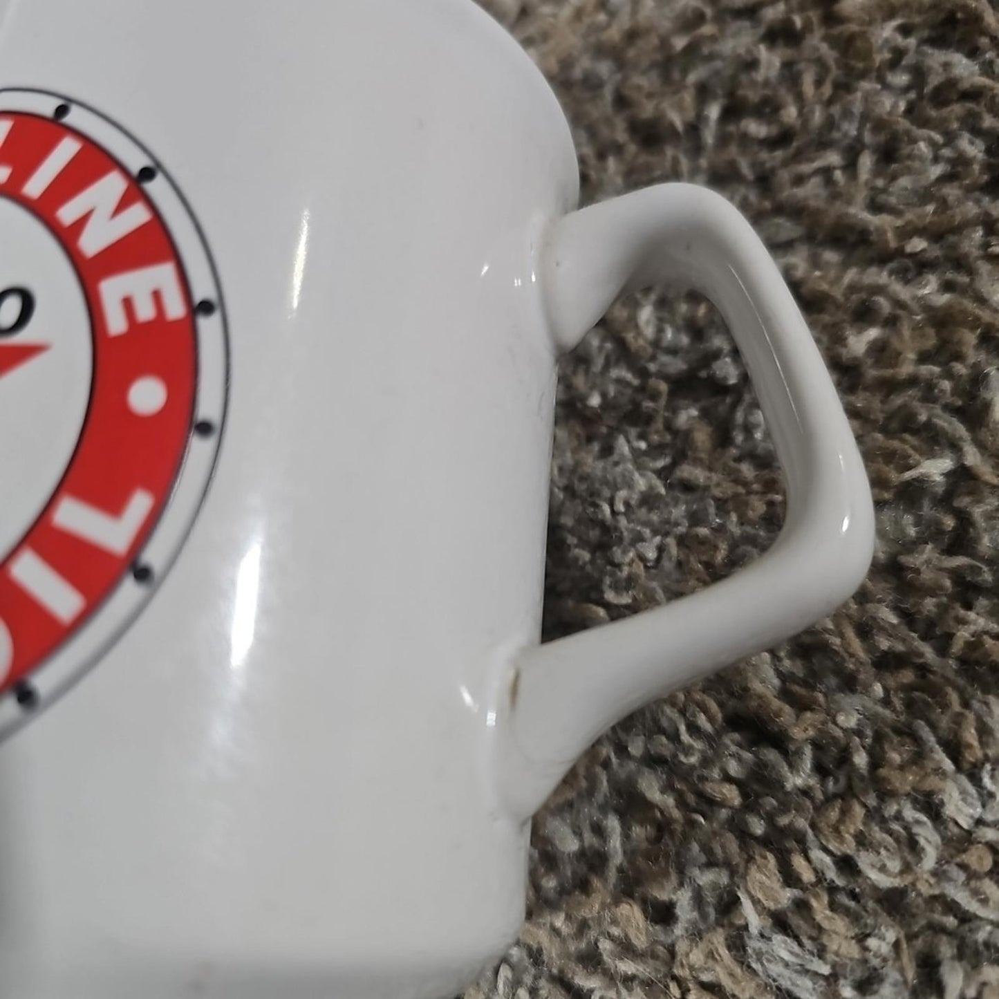 texaco motor oil henry ford museum coffee Mug Broken Handle