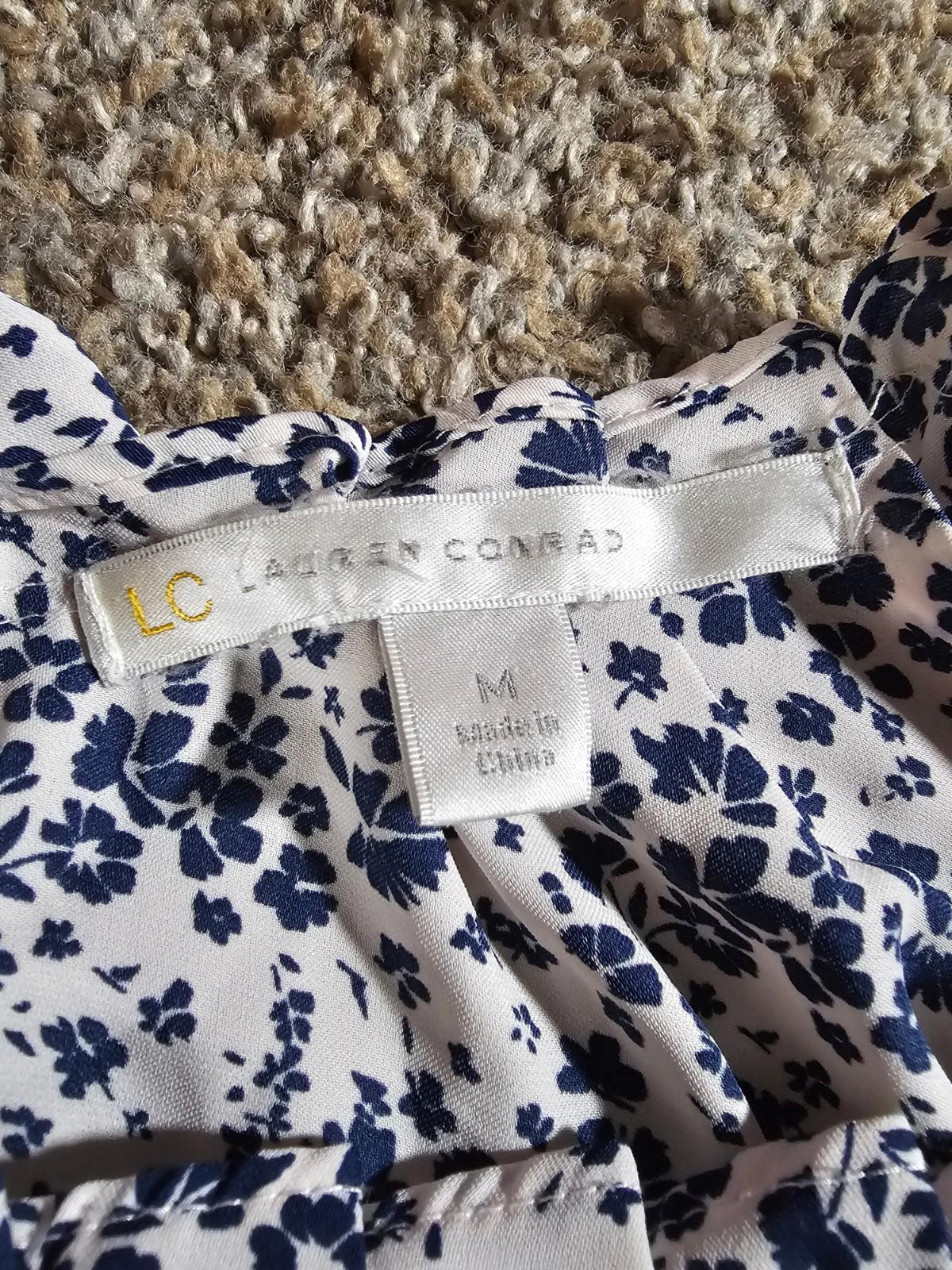 LC Lauren Conrad Floral Sheer Sleeveless Pleated Blouse Sz M