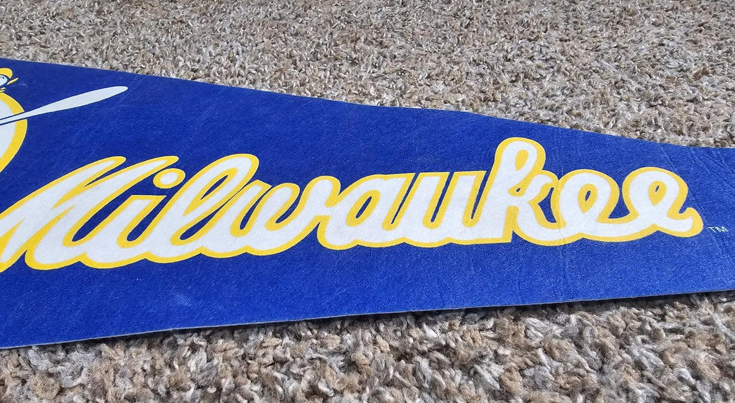 2010 Blue Milwaukee Brewers Barrelman Pennant Sentry - creases