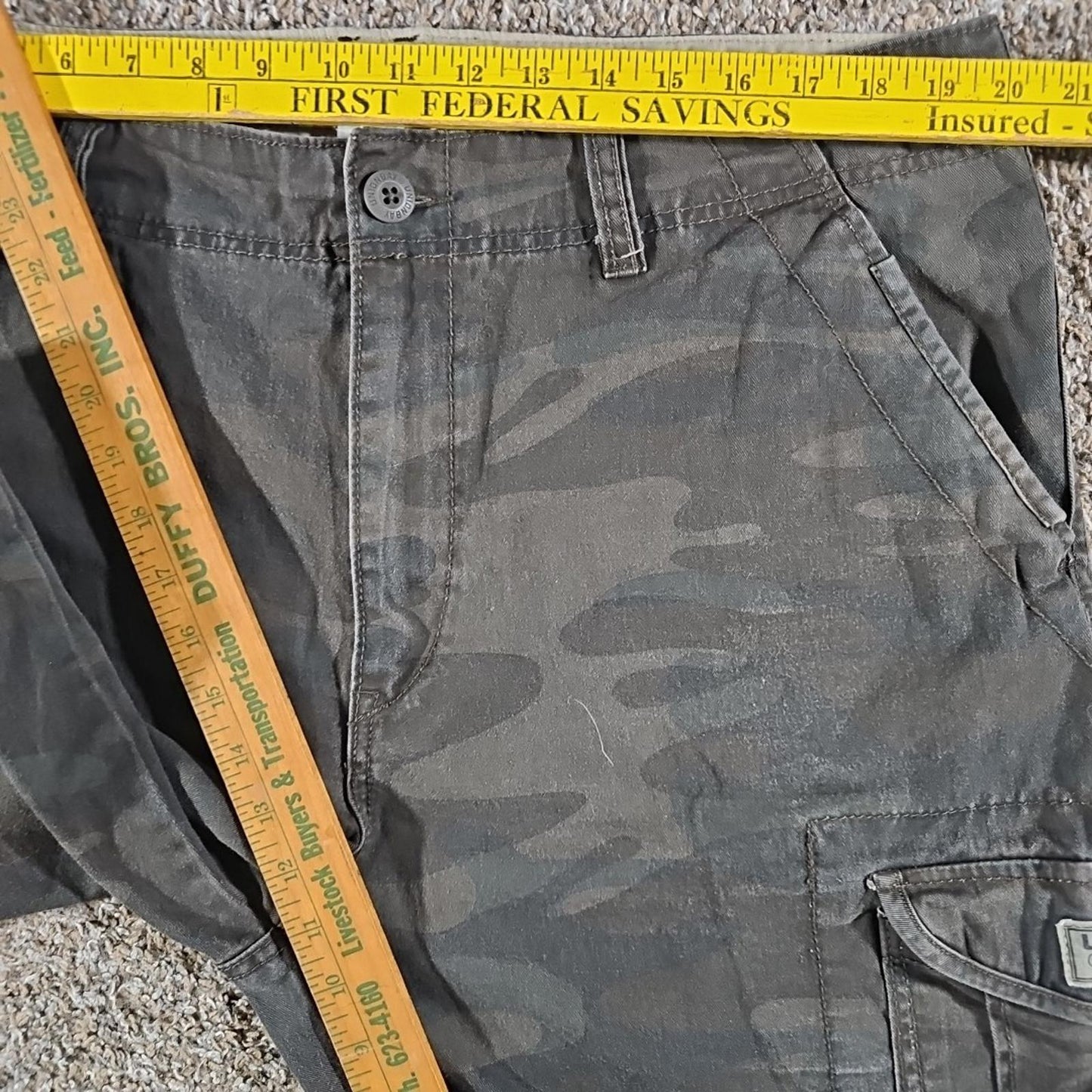 Unionbay Sz 40 Cargo Camo Shorts