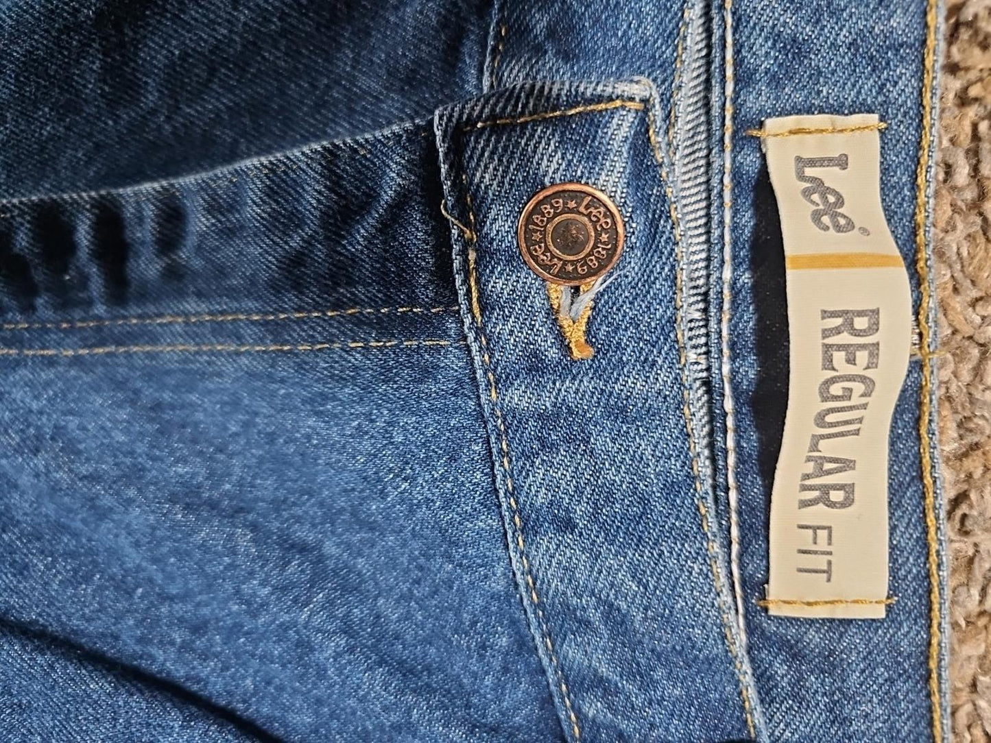 Lee Regular Fit Straight Leg Medium wash Denim Mens Blue Jeans 44x30