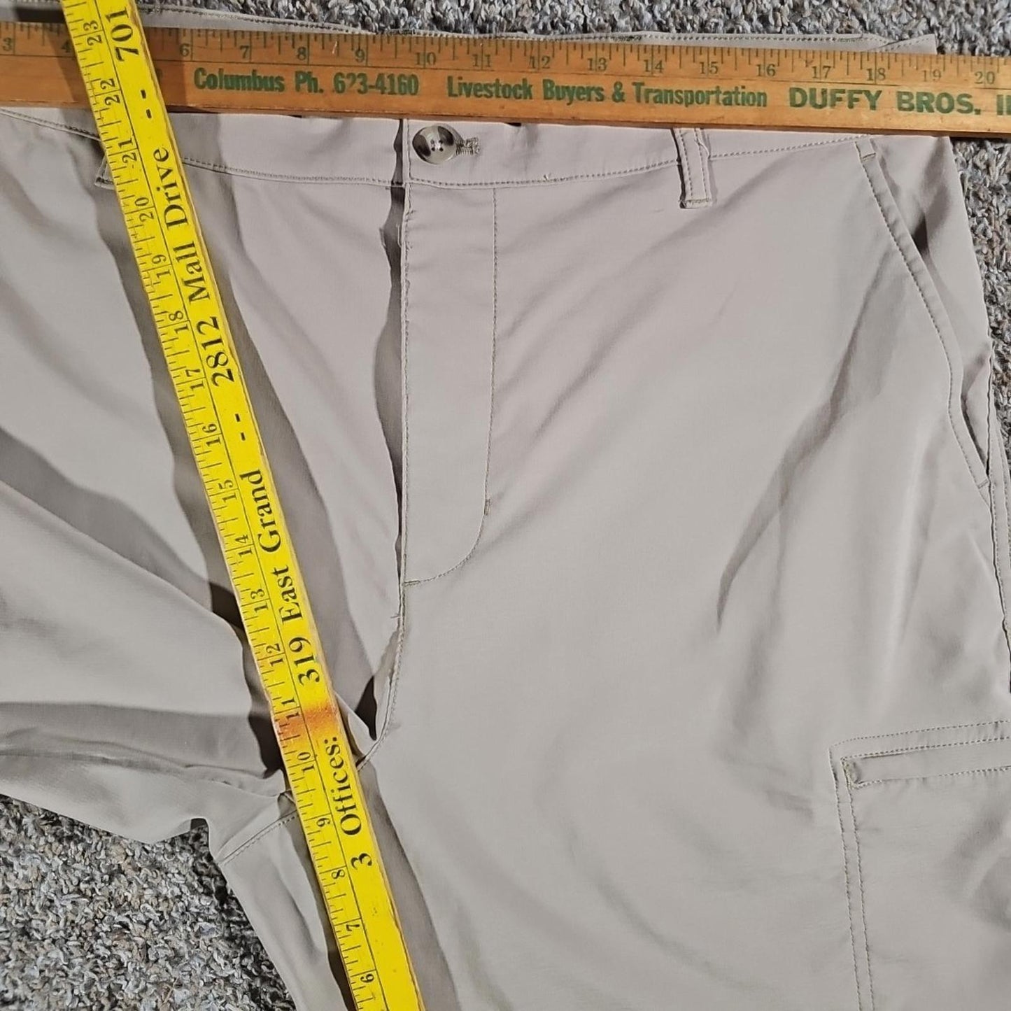 Chaps Sz 38 Stretch Khaki Golf Shorts