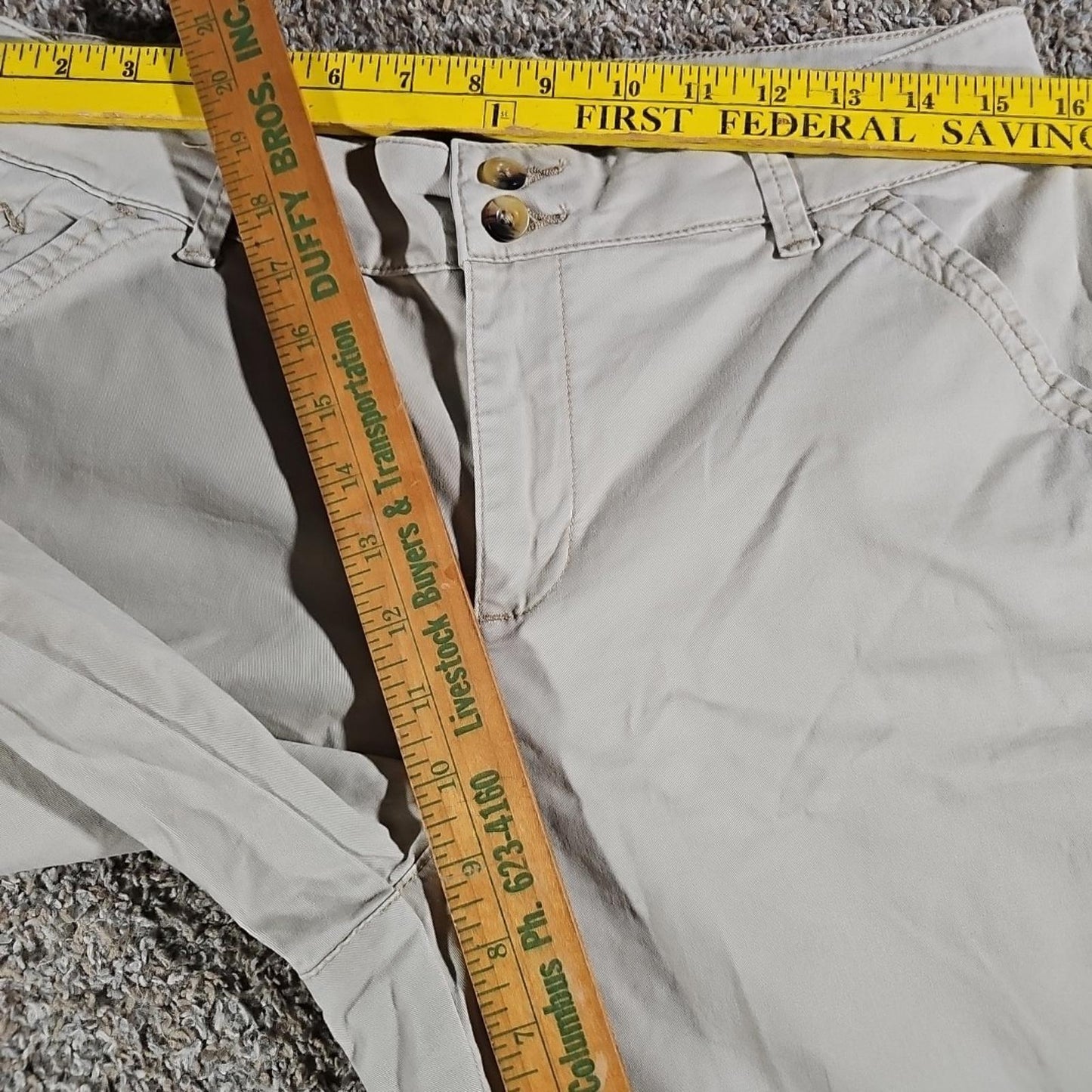 Lee Women Straight Fit Khaki Cargo Shorts 10M Outdoor Casual
