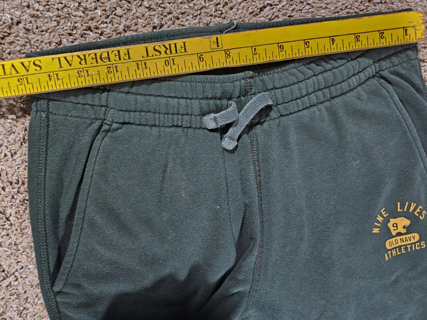 Old Navy Athletics Nine Lives Sweatpants Small Green