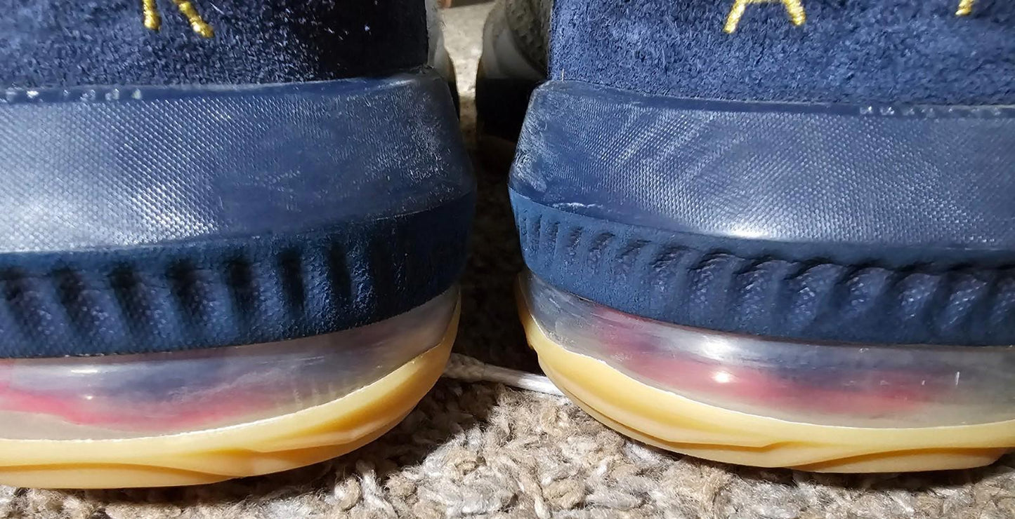 NIKE C12668-101 Basketball Shoes LeBron 16 Low USA Sz 9.5