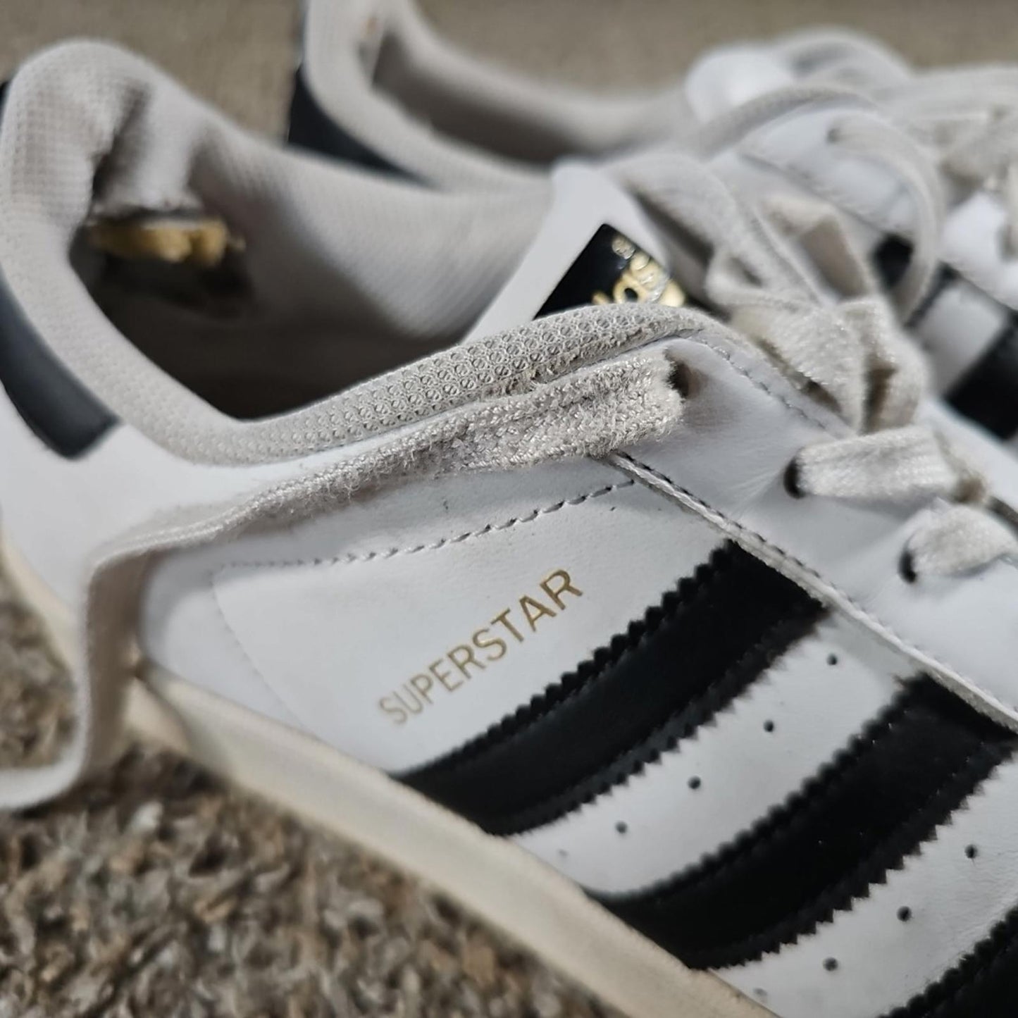Adidas Superstar ART C77153 sz 11 White Black Stripe Clam