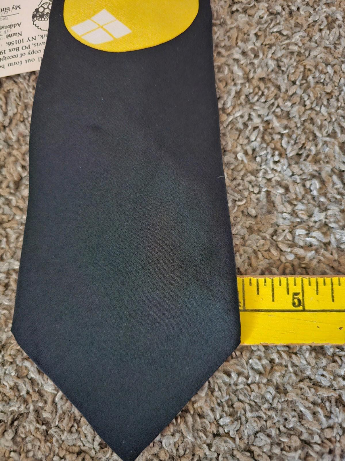 Light Bulb Neck Tie-Vicky Davis-Turned On w/ Pull Chain 1994