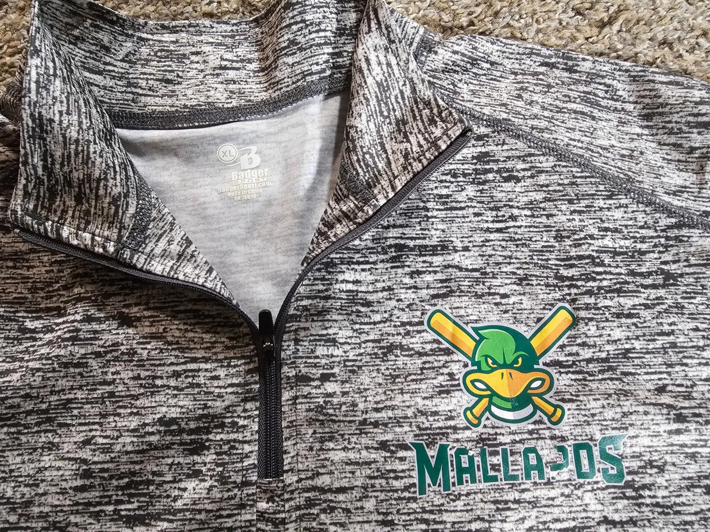 Badger Sport Madison Mallards 1/4 Zip Pullover Mens XL Gray