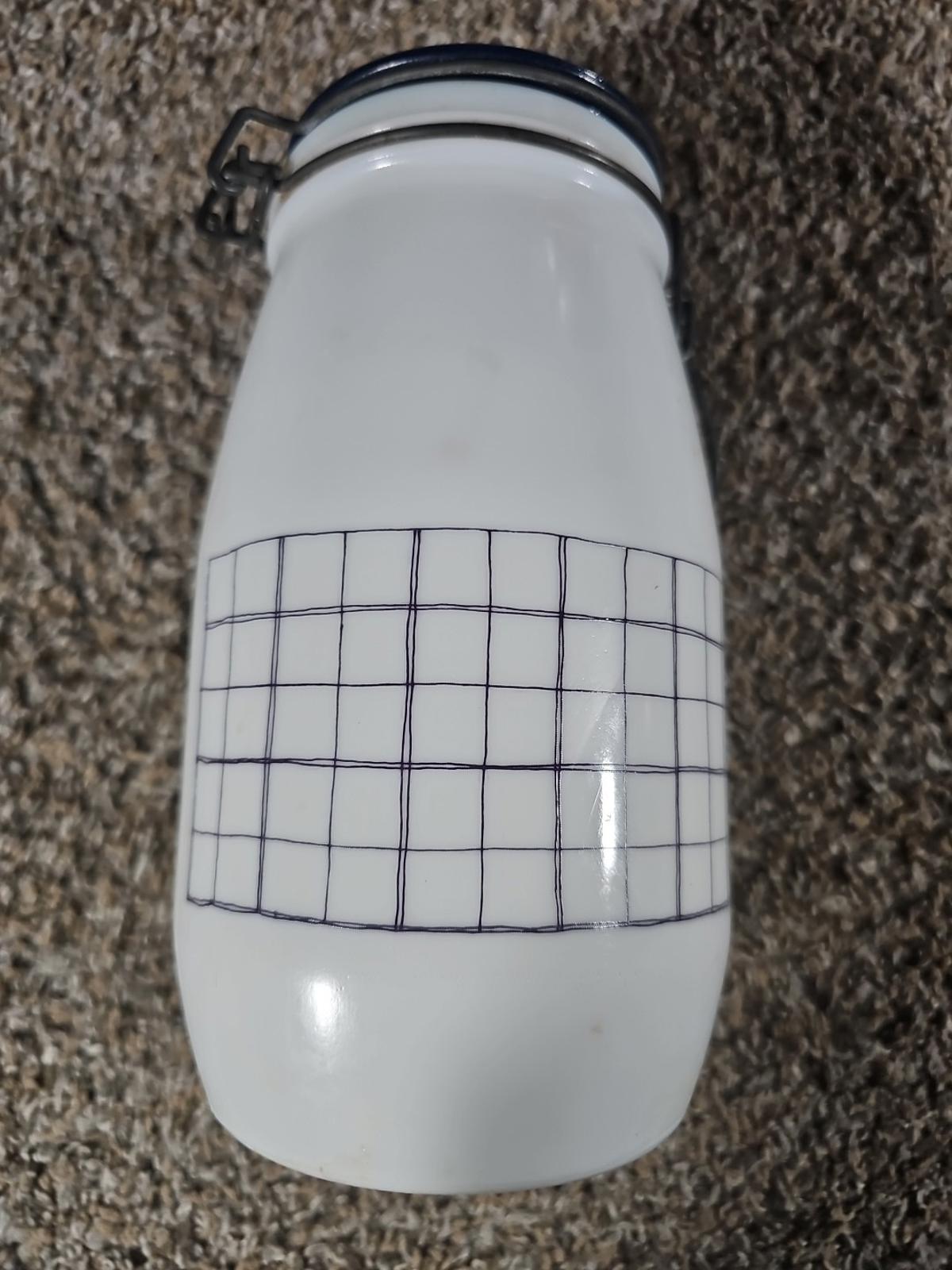 Vtg Wheaton Glassware Flour Canister W/ Wire Clasp Closure