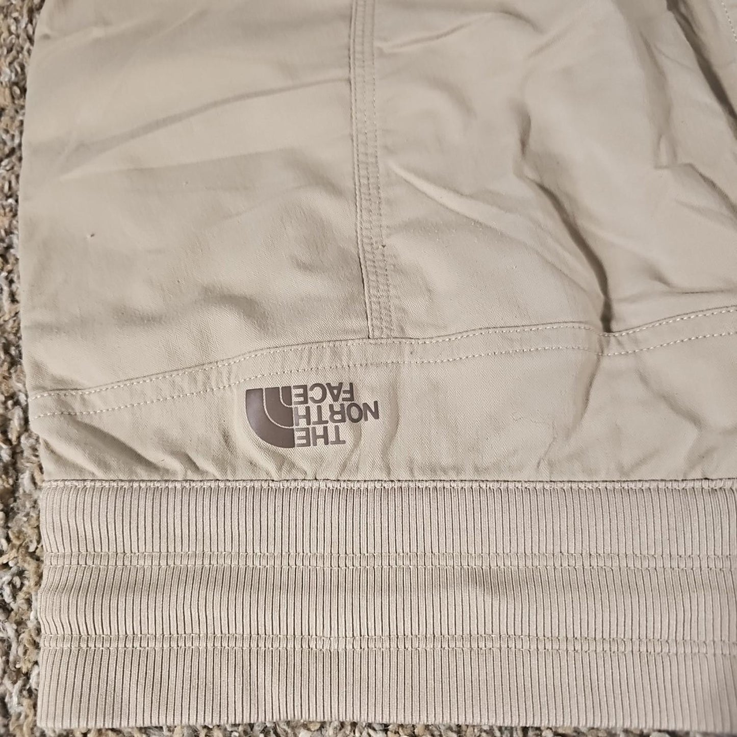 North Face Womens Shorts Size Large Tan Athletic Hiking