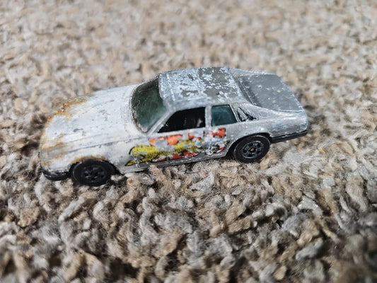 1977 Hot Wheels Jaguar xJ5 Diecast Hong Kong