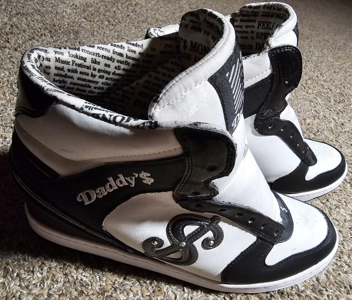Daddy's Money SN39150 News Print basketball shoes US11 UK8
