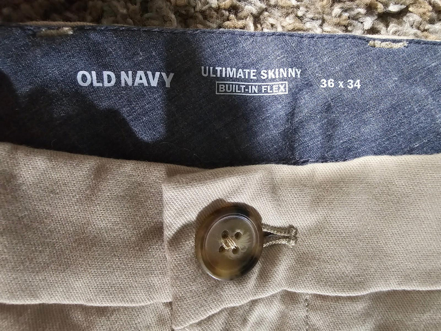 Old Navy Ultimate Skinny Built n Flex 36x34(33) Stones Throw