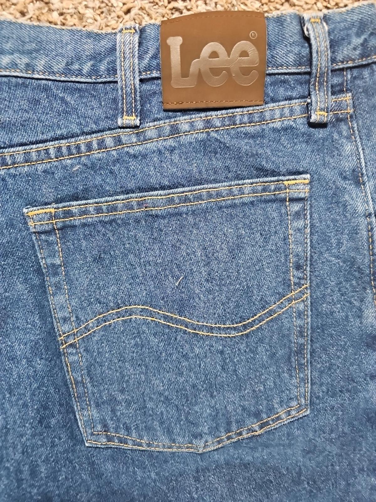 Lee Regular Fit Straight Leg Medium wash Denim Mens Blue Jeans 44x30
