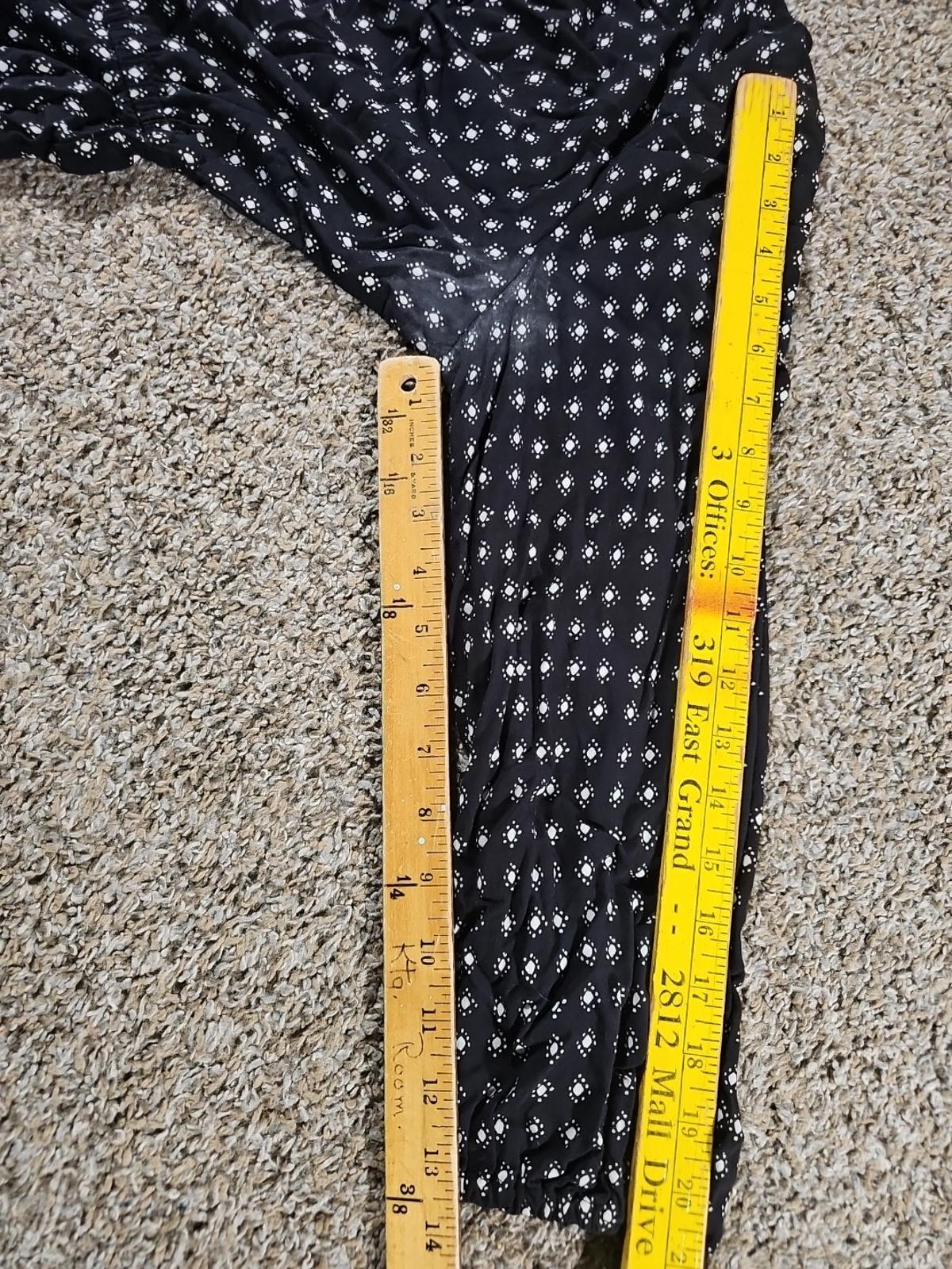 Old Navy Medium LS Black Dress