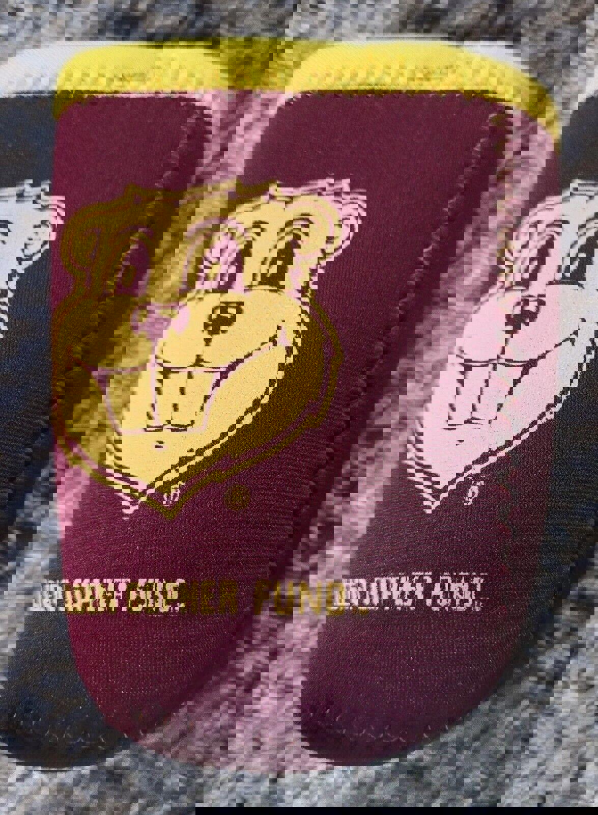 Minnesota Golden Gophers Maroon And Yellow Can Cooler