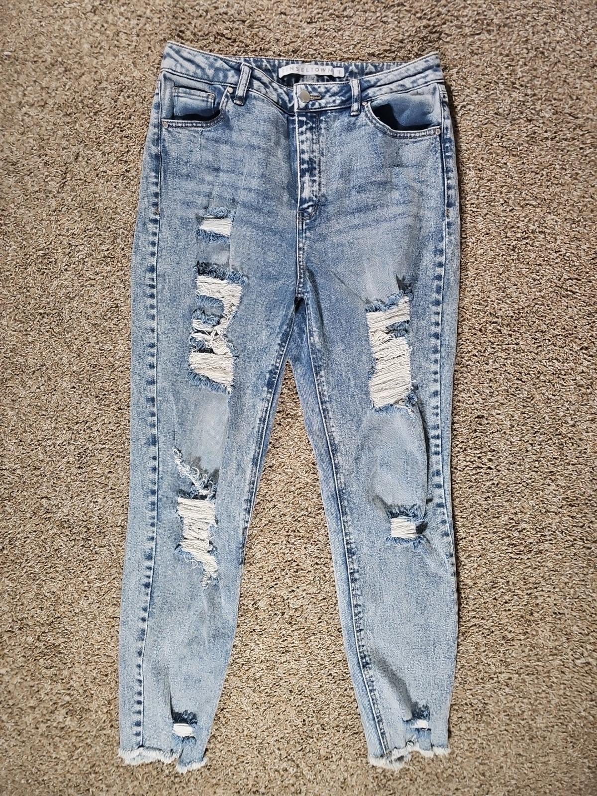 Tinseltown Sz 11 Destroyed Light Wash Slim Jeans