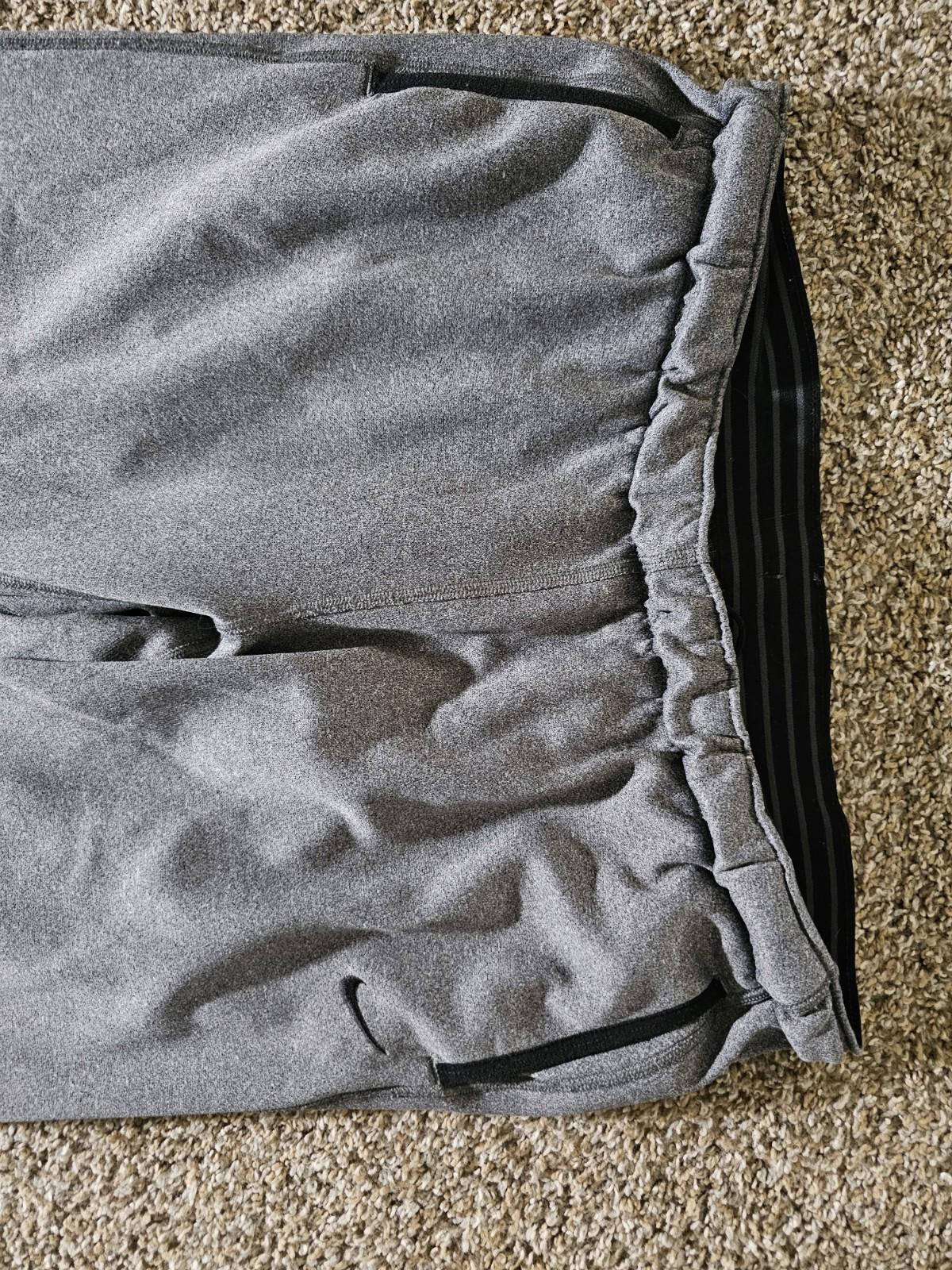 Nike Dri-Fit Gray Jogger Pants L Mens Athletic Sweatpants