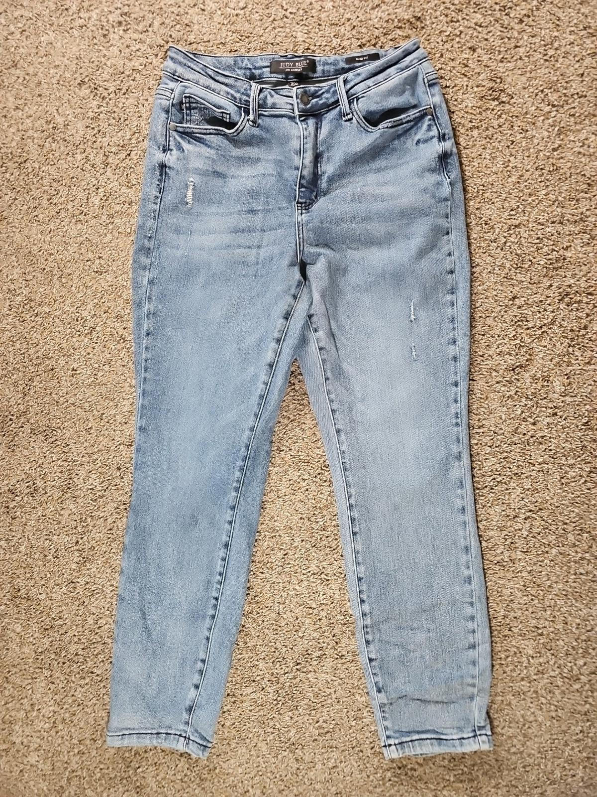 Judy Blue Los Angeles Slim Fit 7/28 Jeans