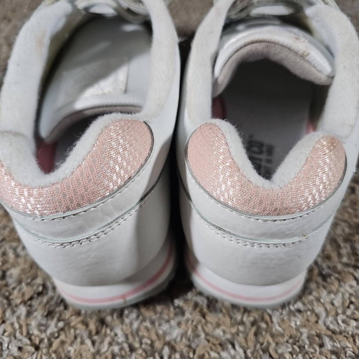 The Body Co With Comfort In Mind 8W White Shoes