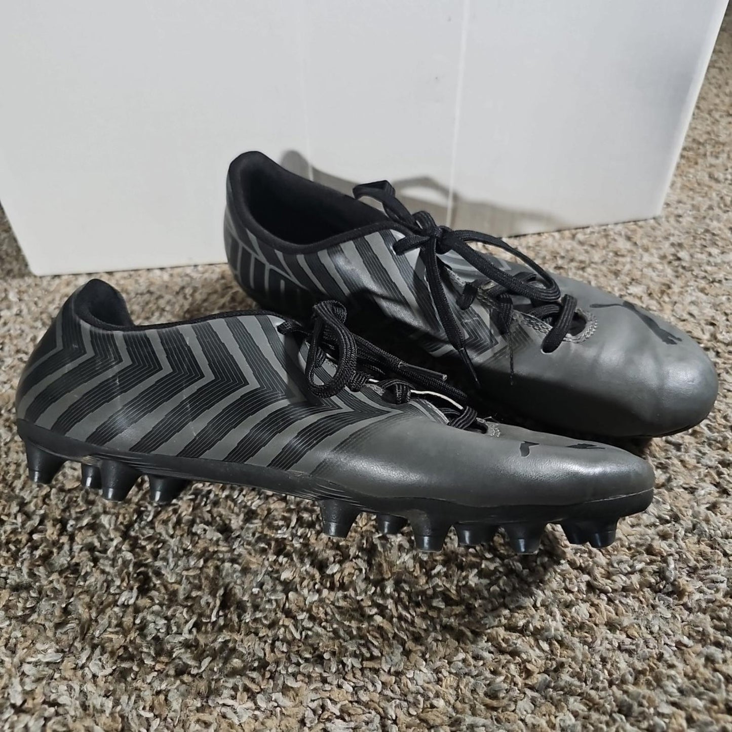 Puma Soccer Cleats US 6.5 UK 5.5 106704-03 Gray Black
