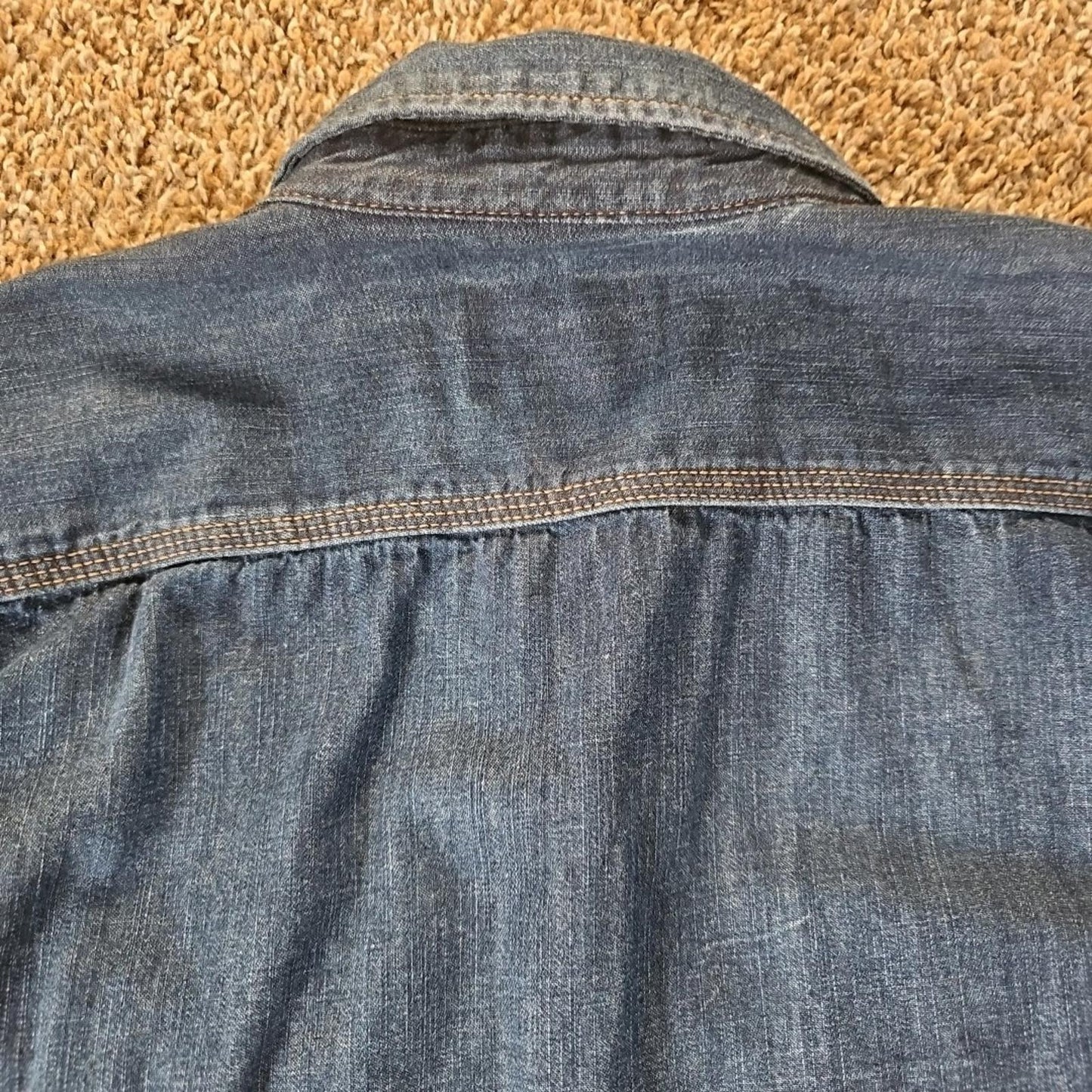 Northwest Territory M Denim Button Up Shirt