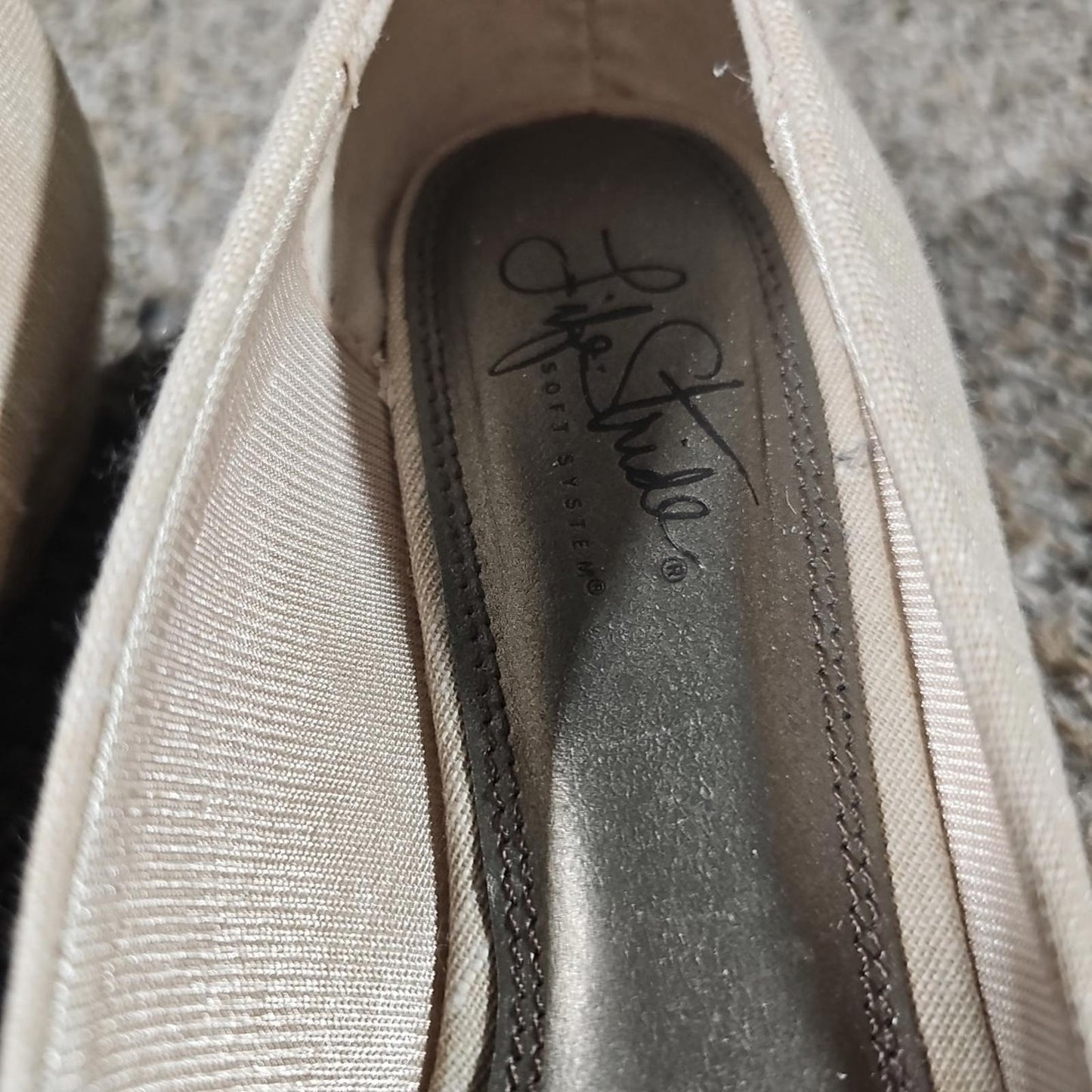 Life Stride Soft Systems Lioness 7.5 Shoes