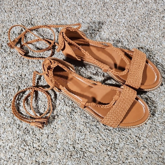 Crown Vintage Preslen 8.5US 39 Gladiator Rope Strap Sandals