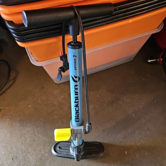 Blackburn Air Tower 2 Perfect Pressure Bike Floor Pump Blue
