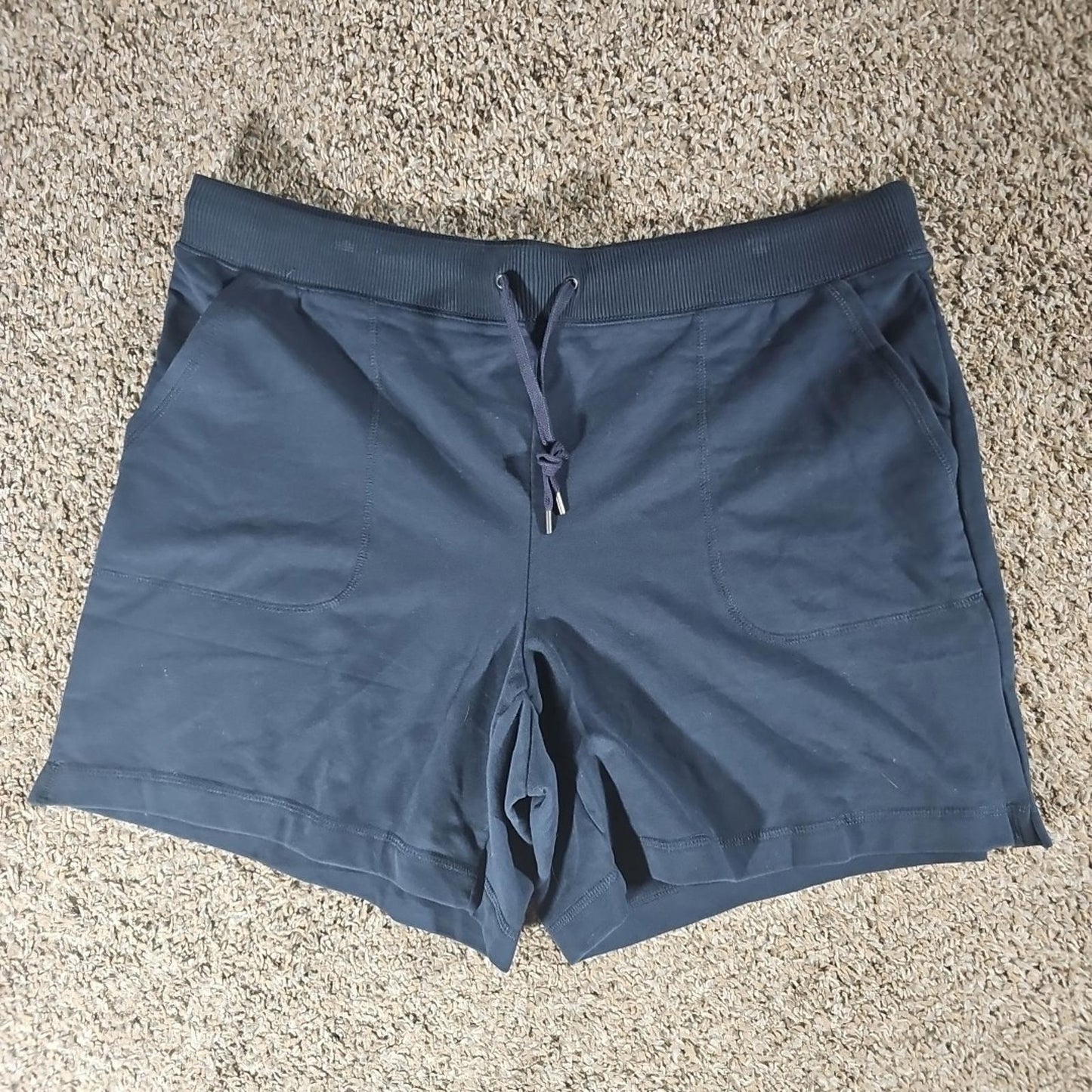 LL BEAN Ultrasoft Sweats 6" Navy Blue Shorts