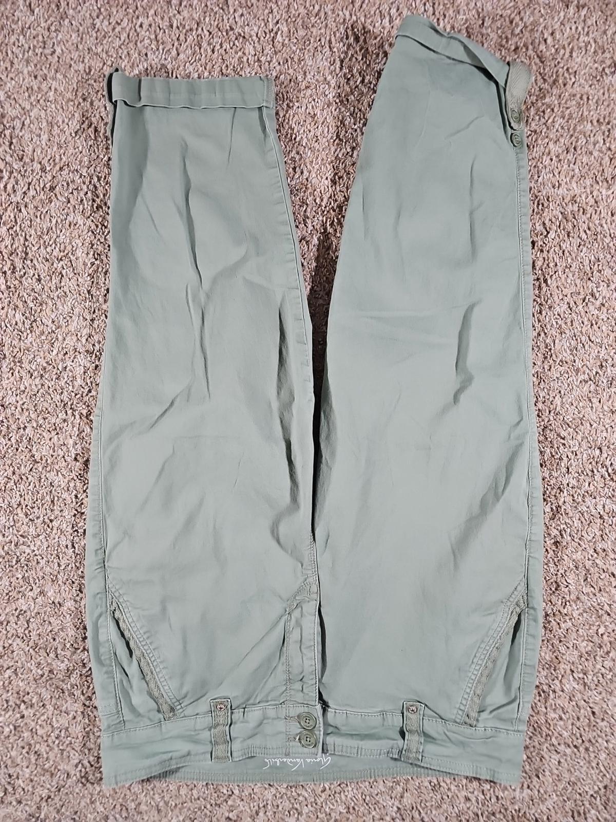 Gloria Vanderbilt Sz 8 Green Capris