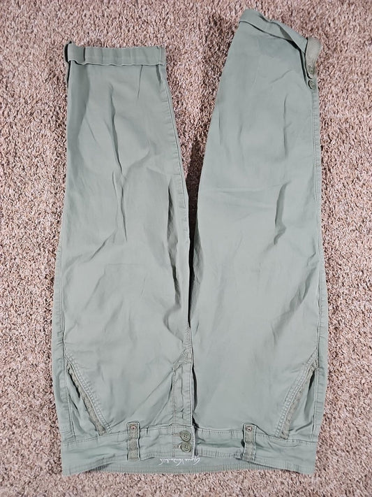 Gloria Vanderbilt Sz 8 Green Capris