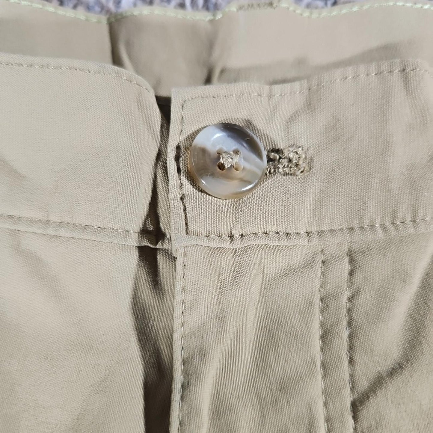 Eddie Bauer Men's Travex Khaki Shorts Size 38 Brown Hiking Outdoor Lightweight