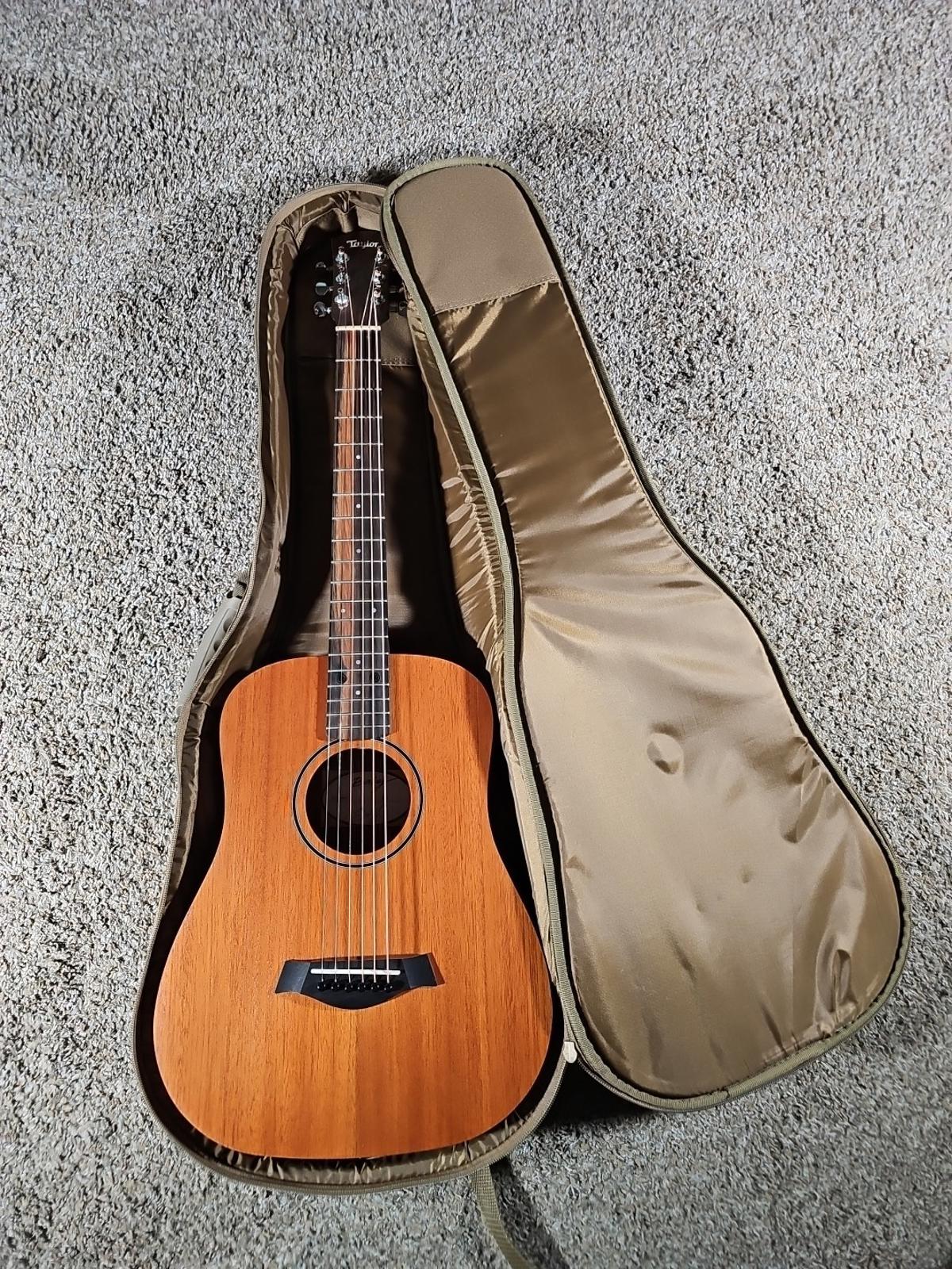 Baby TAYLOR Mahogany BT-2 Left Handed Acoustic Guitar w/ Gigbag NOT JUST 4 KIDS!