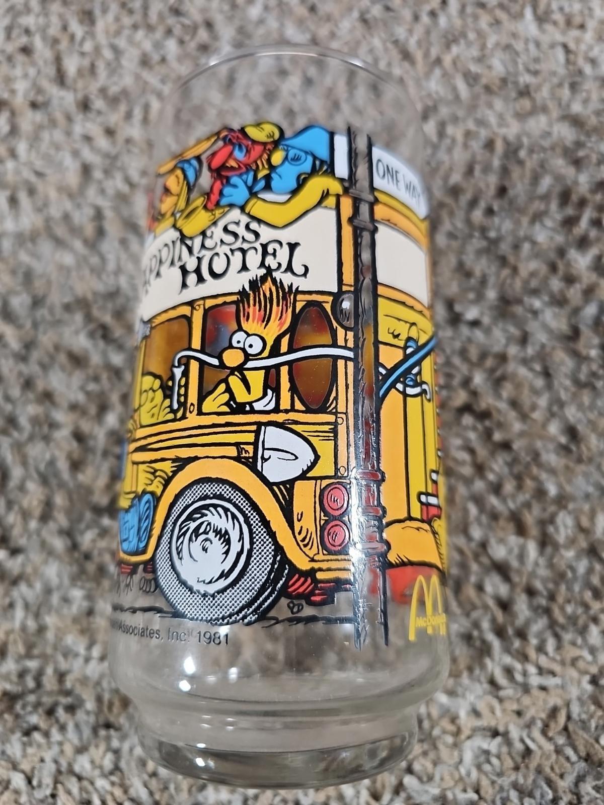 McDonalds 1981 The Great Muppet Caper Happiness Hotel Drinking Glass Vintage