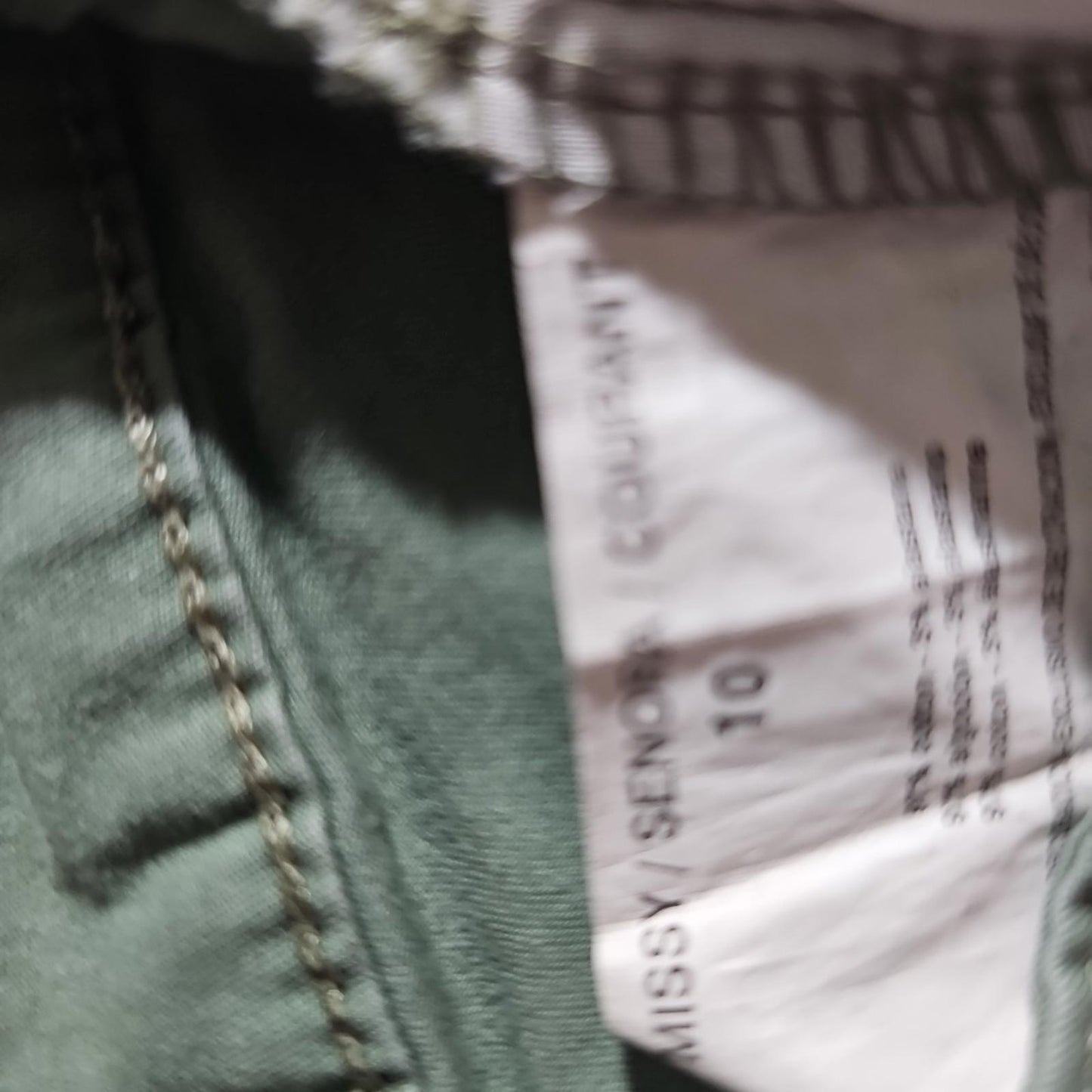 Gloria Vanderbilt Sz 8 Green Capris
