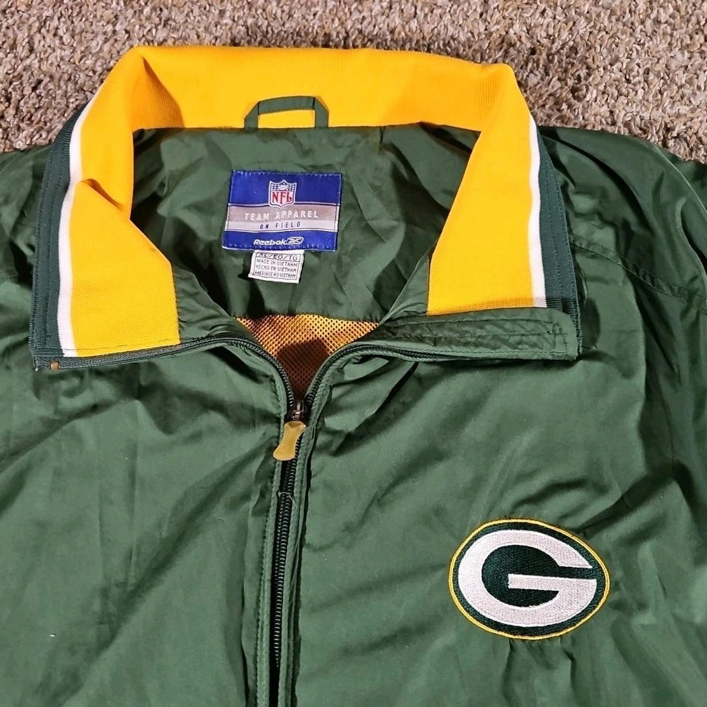 Green Bay Packers Reebok Team Apparel Fullzip XL Windbreaker
