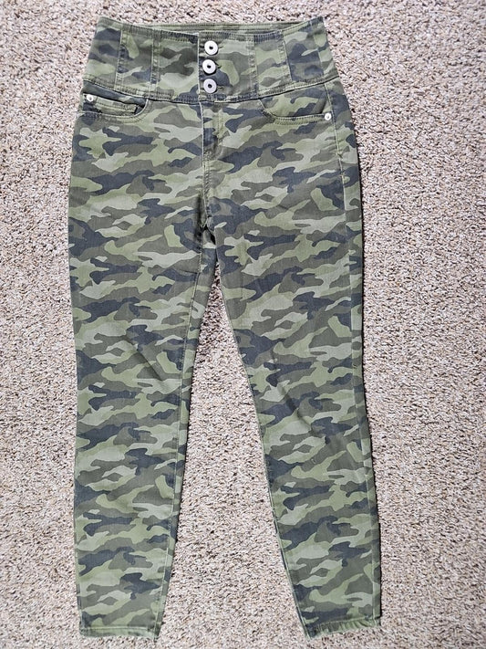 NOBO green camo highrise sculpting skinny jeans women/teen 7
