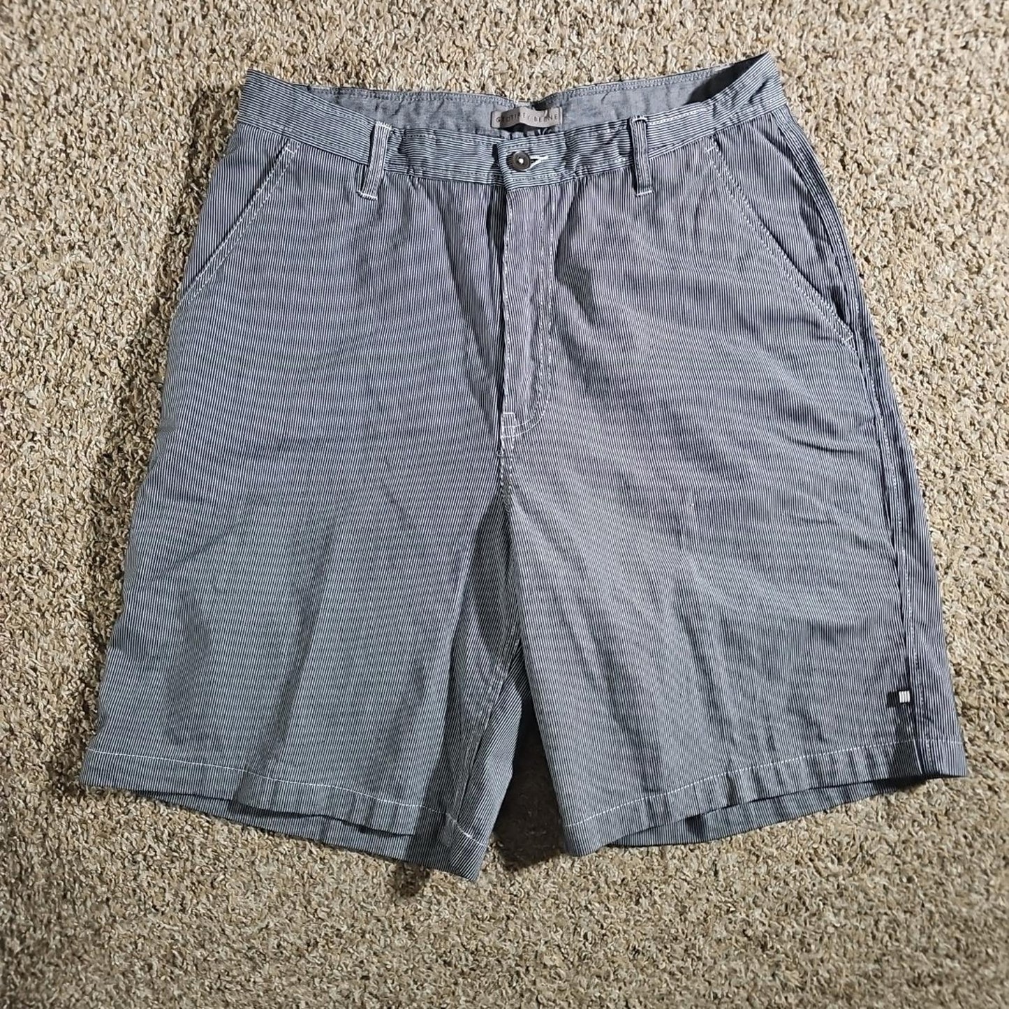 Geoffrey Beene Sz 33 Seer Sucker Shorts