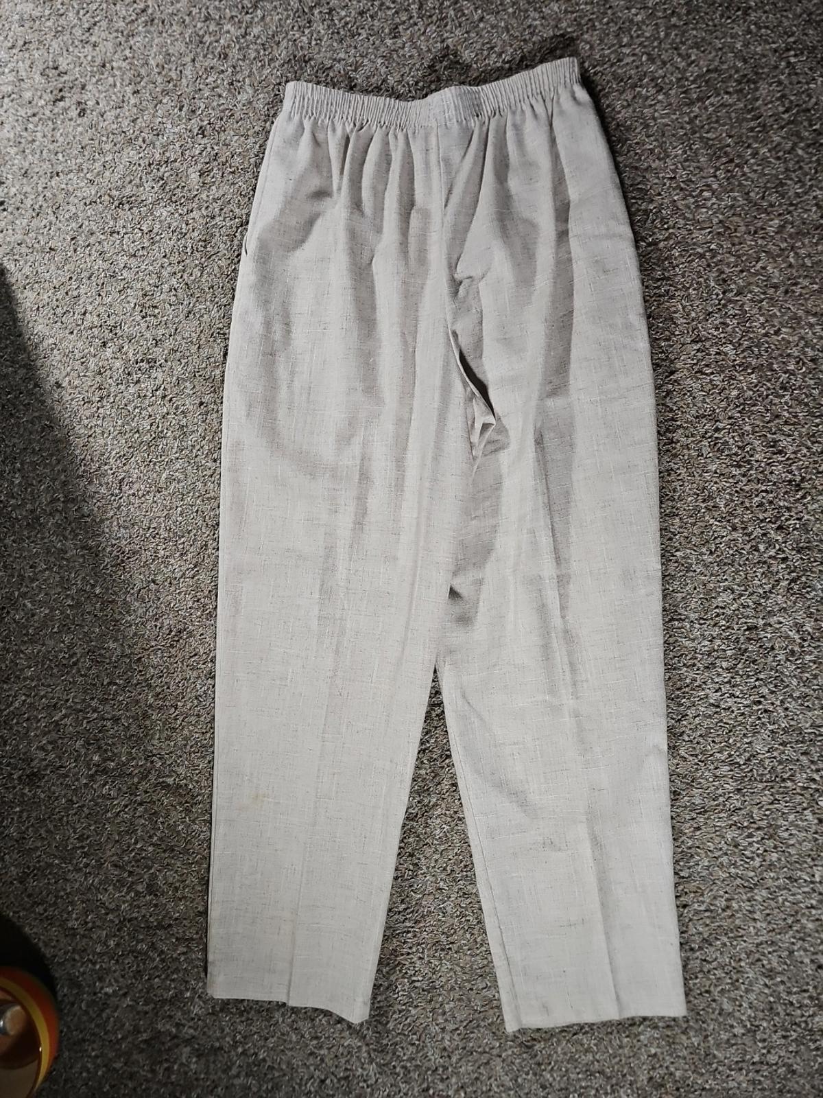 Briggs New York Linen Beige Pants 10S
