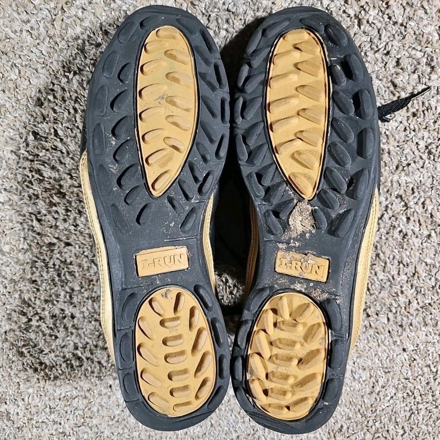 I-RUN Leather Indoor Soccer Trail Running Shoes Sz 45
