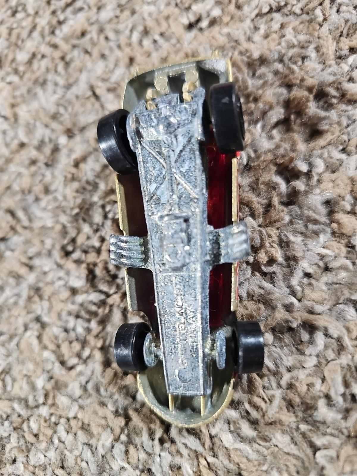 Gold Hot wheels Drag Racing Car Mattel 1977 Flip Up Hood